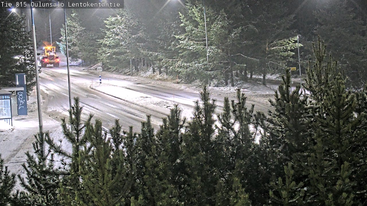 Weather Camera Image Väg 816 Uleåsalo, Lentokentäntie, Oulu, Pohjois-Pohjanmaa