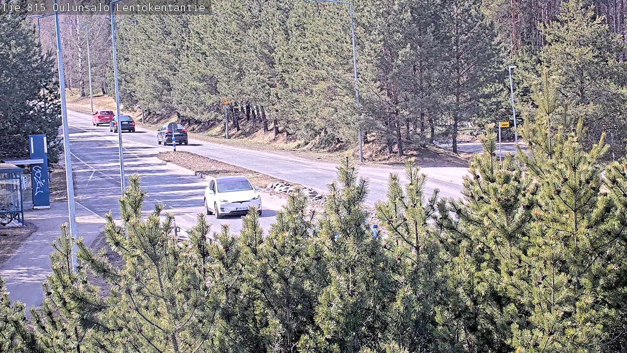Weather Camera Image Väg 816 Uleåsalo, Lentokentäntie, Oulu, Pohjois-Pohjanmaa