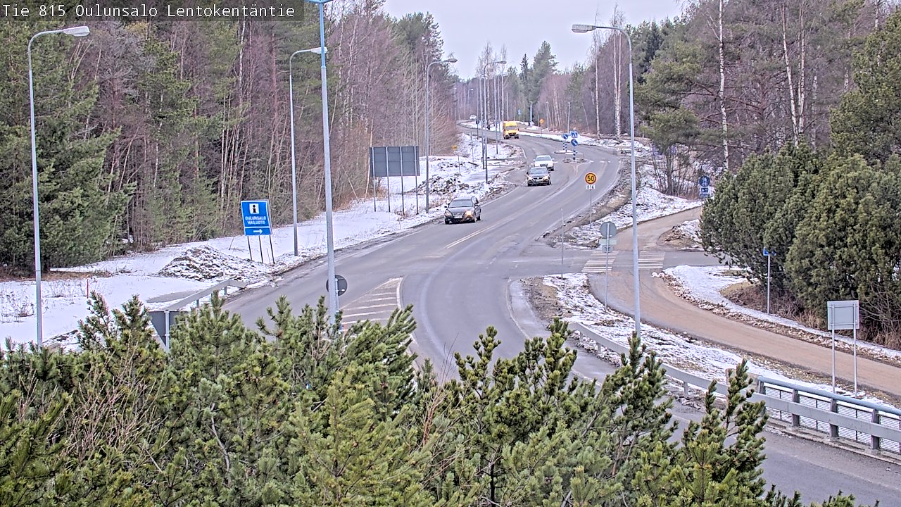 Weather Camera Image Väg 816 Uleåsalo, Lentokentäntie, Oulu, Pohjois-Pohjanmaa