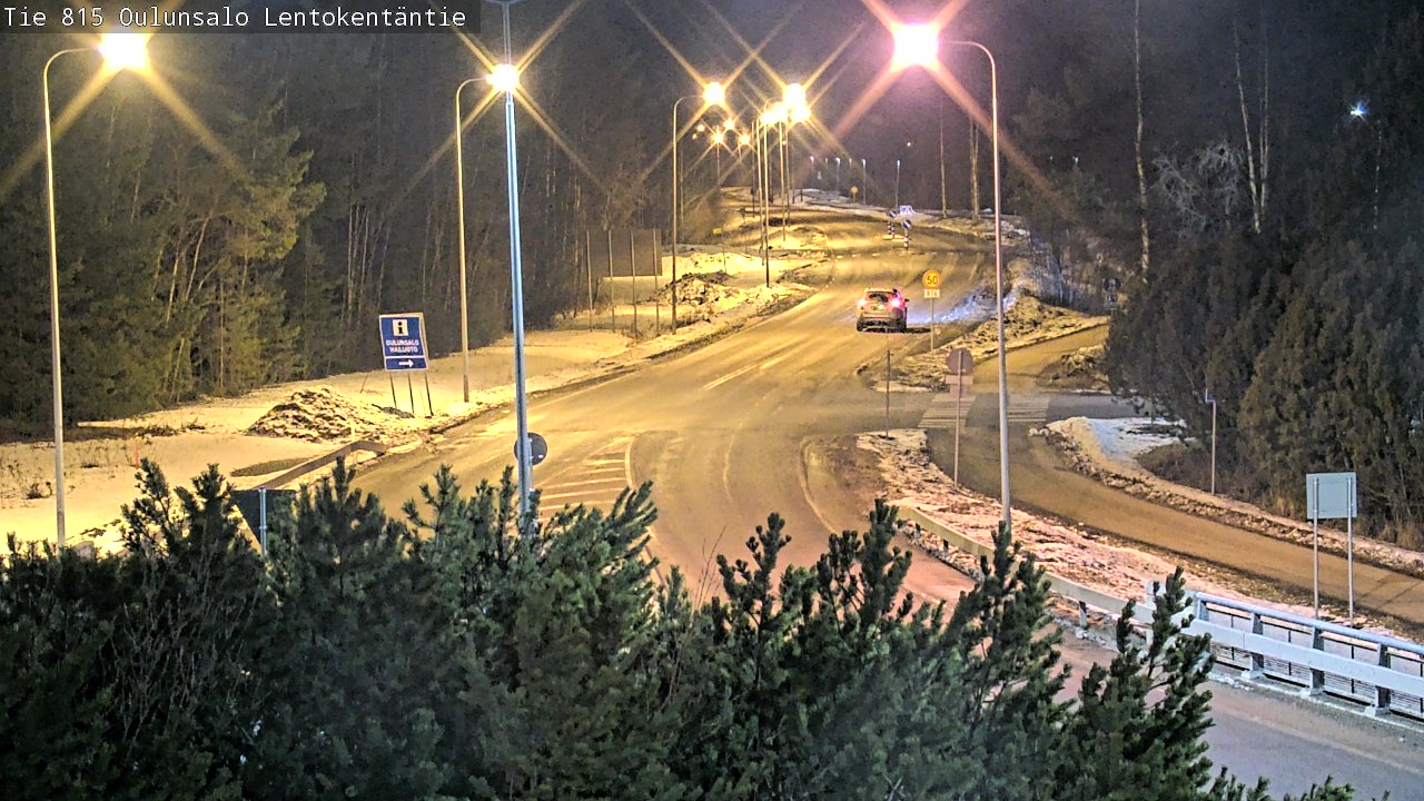 Weather Camera Image Väg 816 Uleåsalo, Lentokentäntie, Oulu, Pohjois-Pohjanmaa