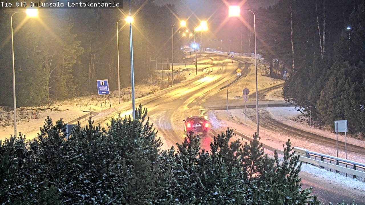 Weather Camera Image Väg 816 Uleåsalo, Lentokentäntie, Oulu, Pohjois-Pohjanmaa