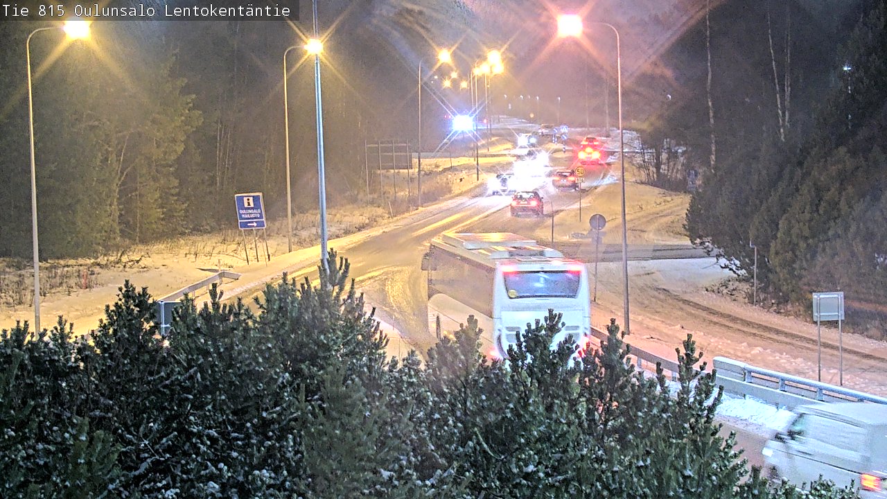 Weather Camera Image Väg 816 Uleåsalo, Lentokentäntie, Oulu, Pohjois-Pohjanmaa