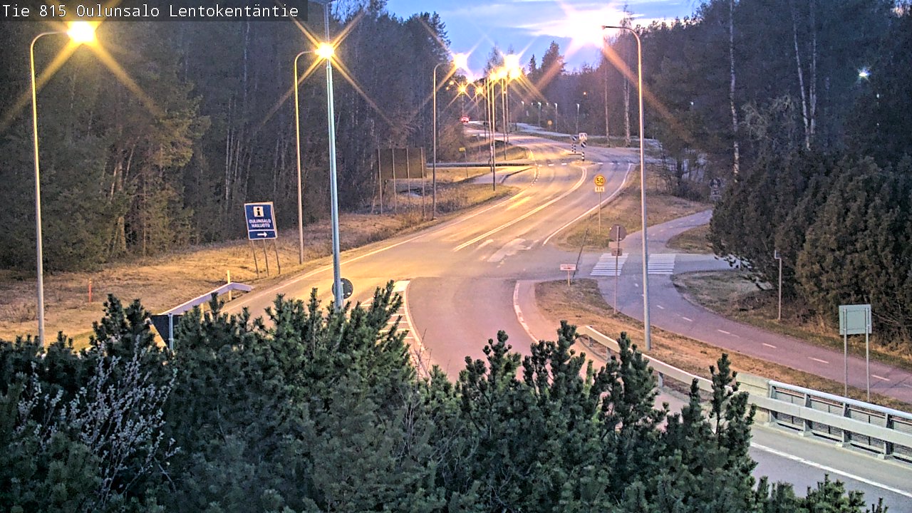 Weather Camera Image Väg 816 Uleåsalo, Lentokentäntie, Oulu, Pohjois-Pohjanmaa