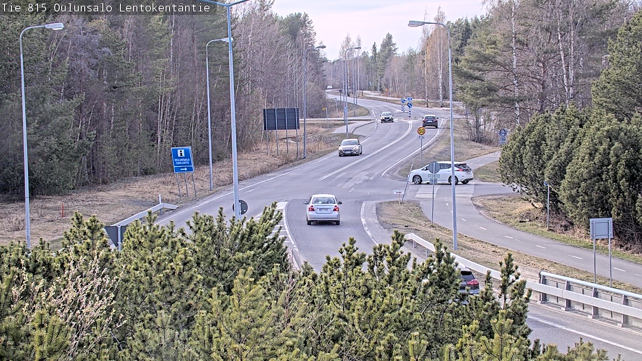 Weather Camera Image Väg 816 Uleåsalo, Lentokentäntie, Oulu, Pohjois-Pohjanmaa