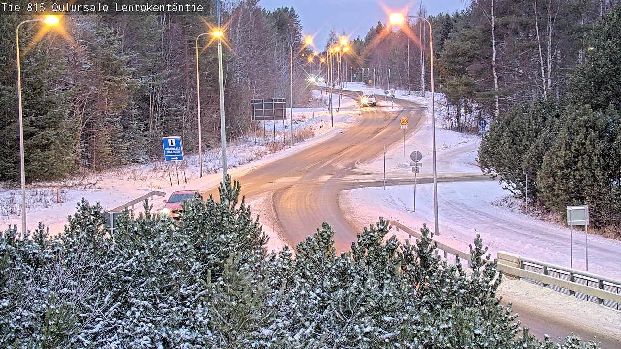 Weather Camera Image Väg 816 Uleåsalo, Lentokentäntie, Oulu, Pohjois-Pohjanmaa