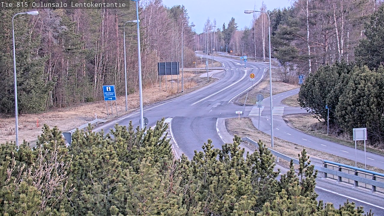 Weather Camera Image Väg 816 Uleåsalo, Lentokentäntie, Oulu, Pohjois-Pohjanmaa
