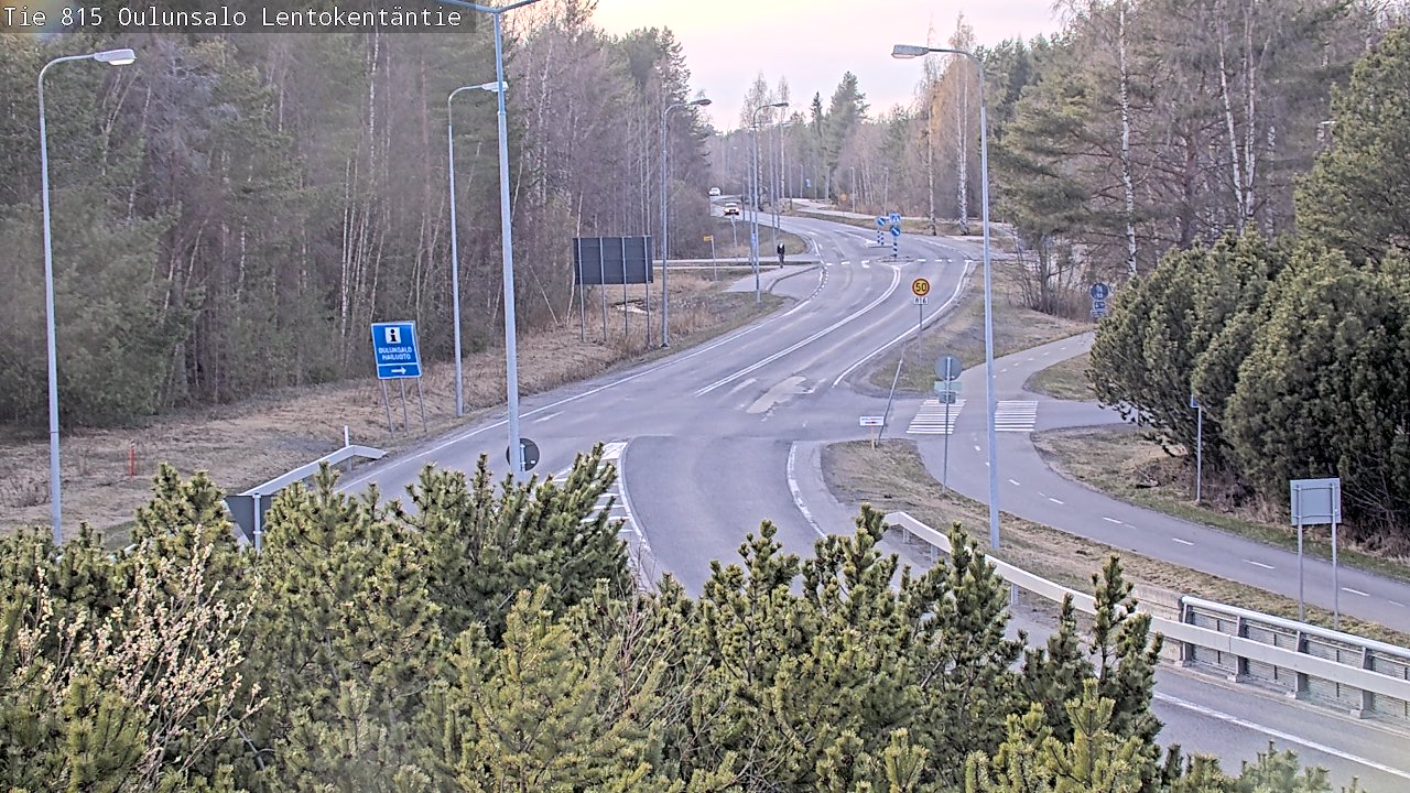 Weather Camera Image Väg 816 Uleåsalo, Lentokentäntie, Oulu, Pohjois-Pohjanmaa