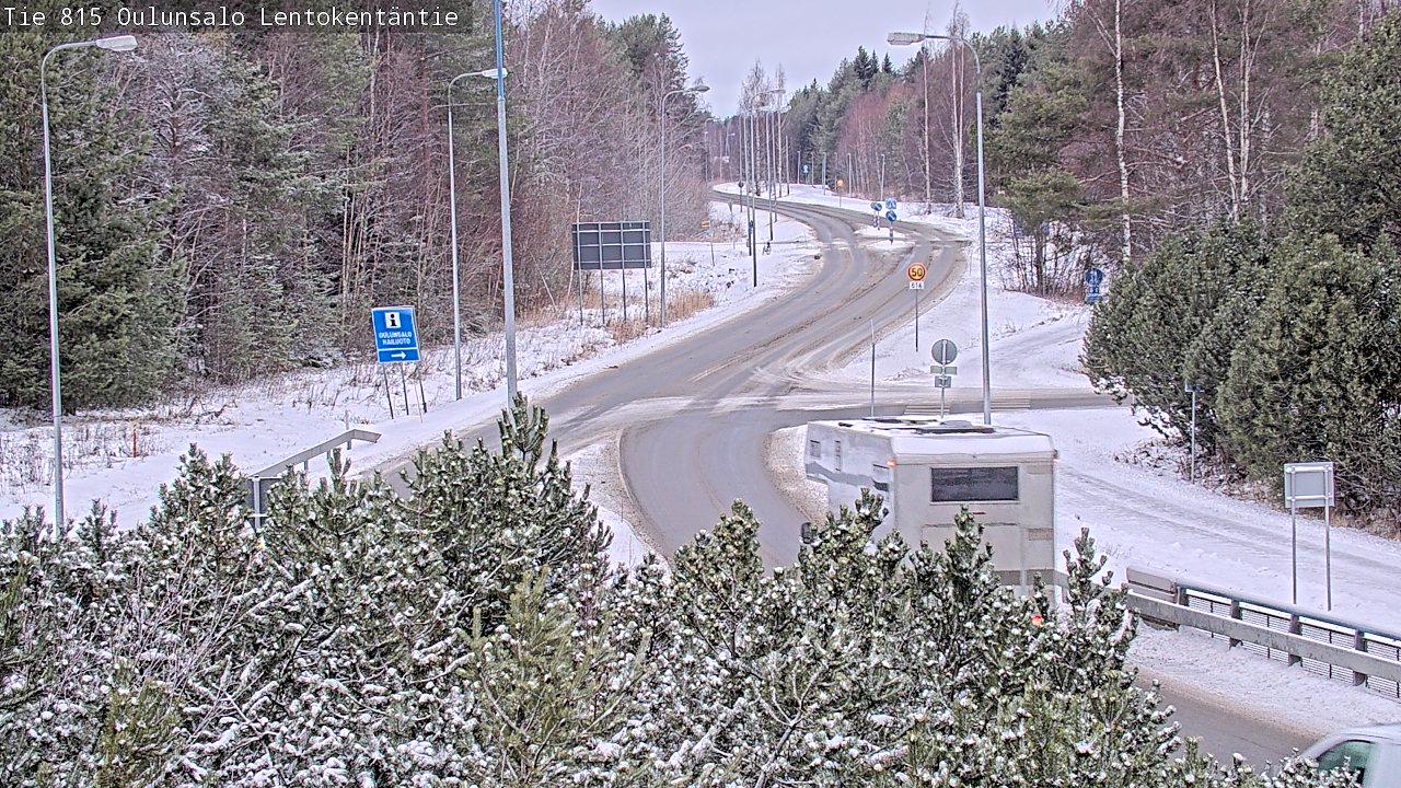 Weather Camera Image Väg 816 Uleåsalo, Lentokentäntie, Oulu, Pohjois-Pohjanmaa