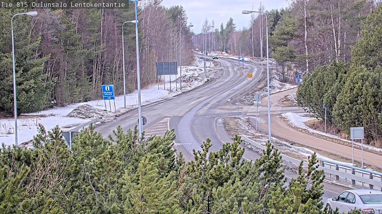 Weather Camera Image Väg 816 Uleåsalo, Lentokentäntie, Oulu, Pohjois-Pohjanmaa