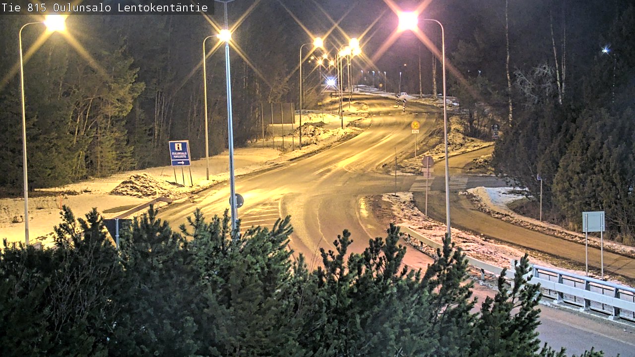 Weather Camera Image Väg 816 Uleåsalo, Lentokentäntie, Oulu, Pohjois-Pohjanmaa