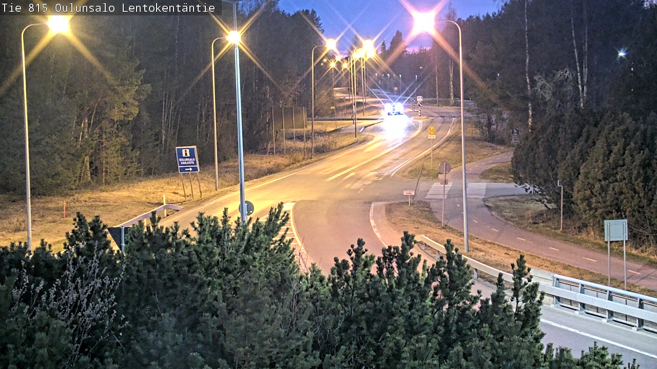 Weather Camera Image Väg 816 Uleåsalo, Lentokentäntie, Oulu, Pohjois-Pohjanmaa