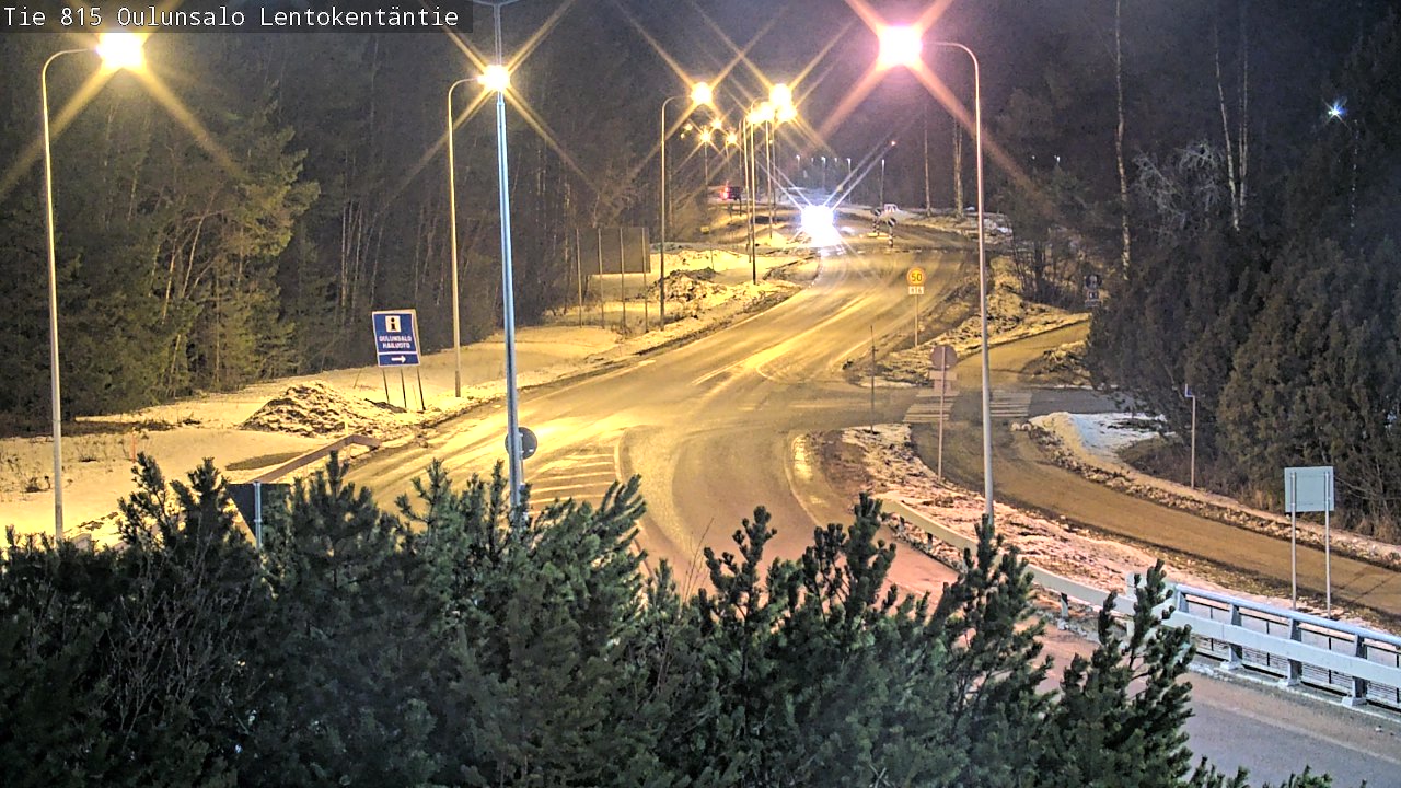 Weather Camera Image Väg 816 Uleåsalo, Lentokentäntie, Oulu, Pohjois-Pohjanmaa