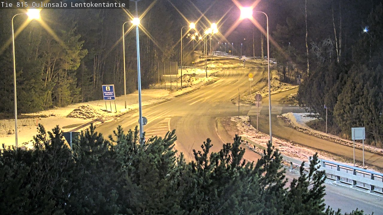 Weather Camera Image Väg 816 Uleåsalo, Lentokentäntie, Oulu, Pohjois-Pohjanmaa