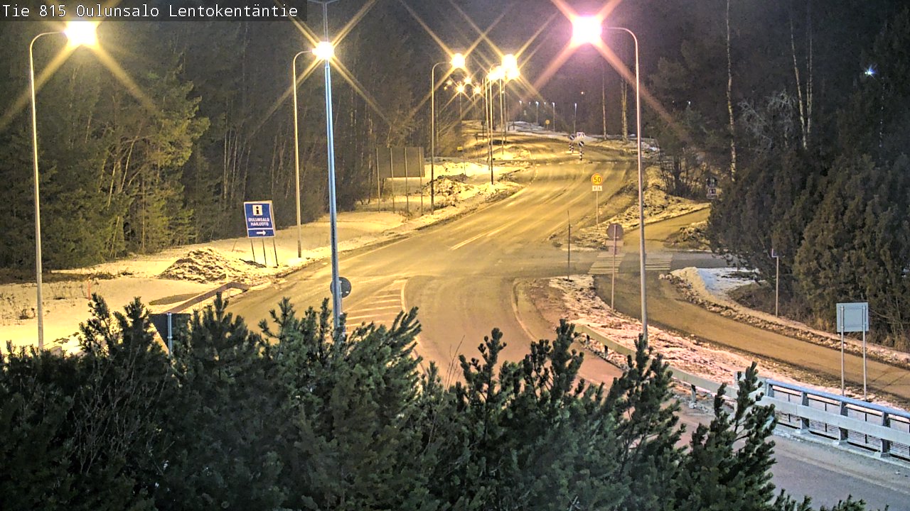 Weather Camera Image Väg 816 Uleåsalo, Lentokentäntie, Oulu, Pohjois-Pohjanmaa