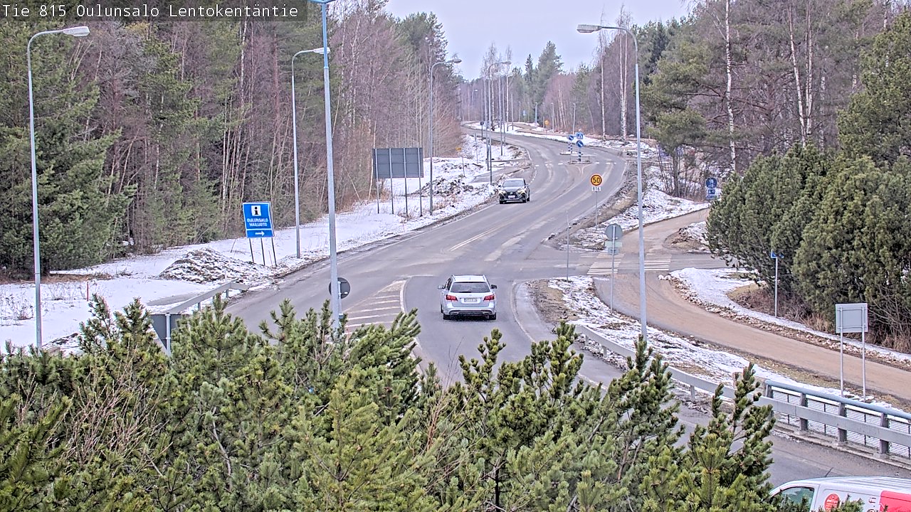 Weather Camera Image Väg 816 Uleåsalo, Lentokentäntie, Oulu, Pohjois-Pohjanmaa