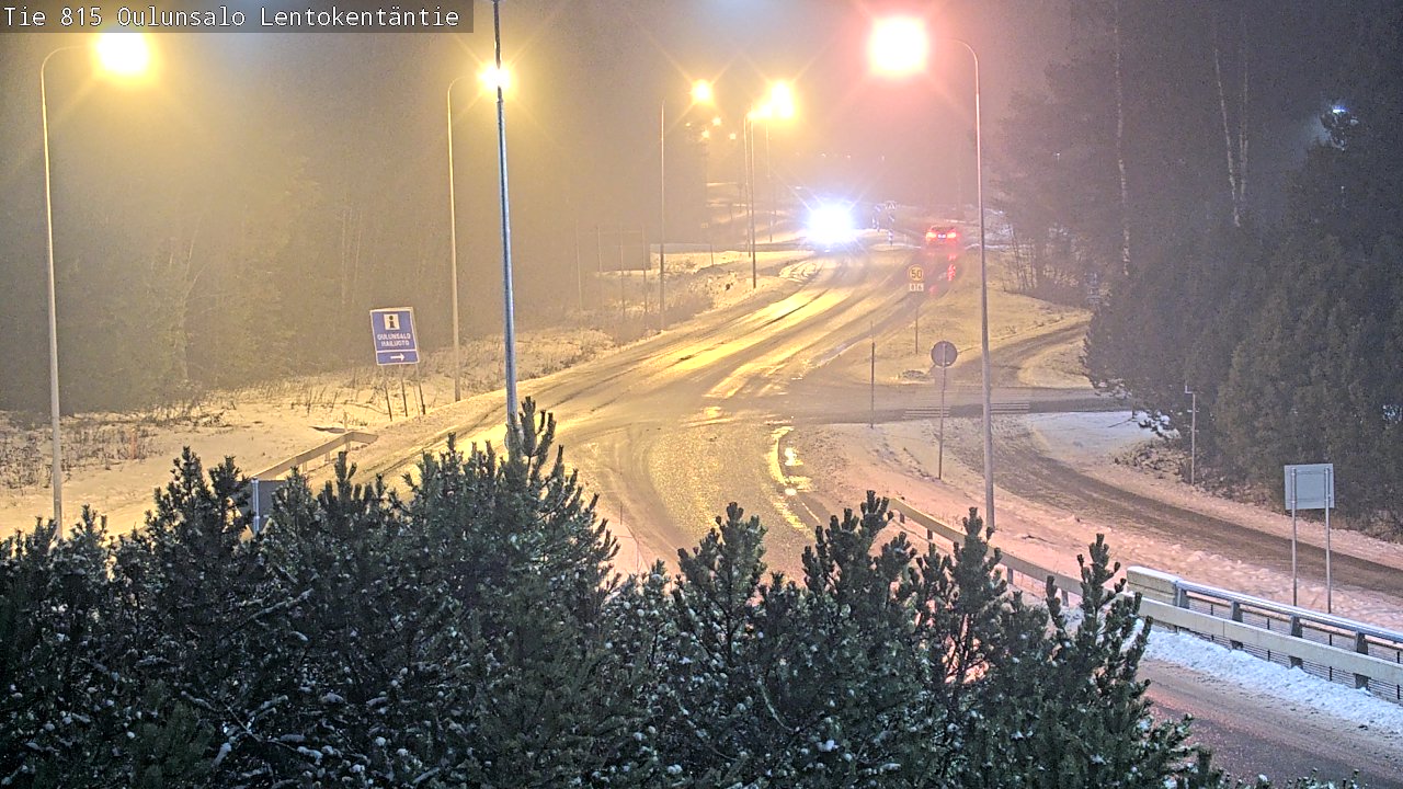 Weather Camera Image Väg 816 Uleåsalo, Lentokentäntie, Oulu, Pohjois-Pohjanmaa