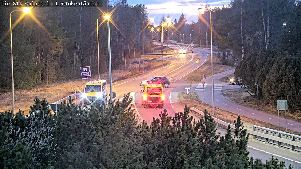 Weather Camera Image Väg 816 Uleåsalo, Lentokentäntie, Oulu, Pohjois-Pohjanmaa