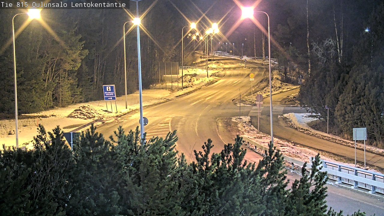 Weather Camera Image Väg 816 Uleåsalo, Lentokentäntie, Oulu, Pohjois-Pohjanmaa