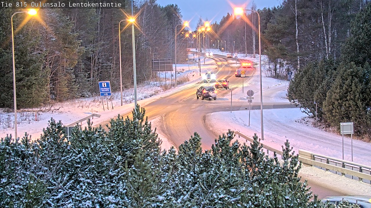 Weather Camera Image Väg 816 Uleåsalo, Lentokentäntie, Oulu, Pohjois-Pohjanmaa