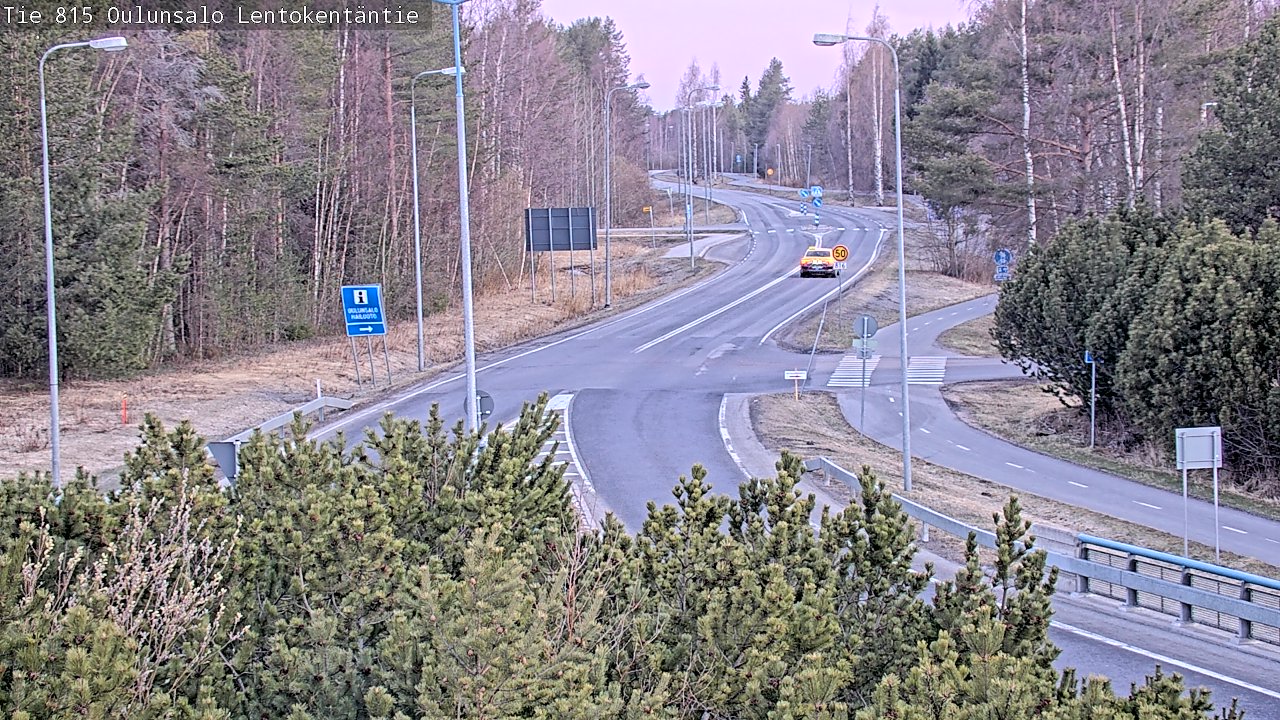 Weather Camera Image Väg 816 Uleåsalo, Lentokentäntie, Oulu, Pohjois-Pohjanmaa
