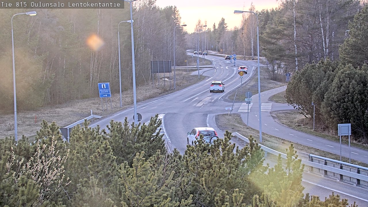 Weather Camera Image Väg 816 Uleåsalo, Lentokentäntie, Oulu, Pohjois-Pohjanmaa
