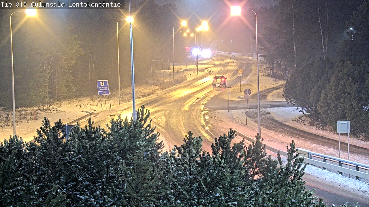 Weather Camera Image Väg 816 Uleåsalo, Lentokentäntie, Oulu, Pohjois-Pohjanmaa