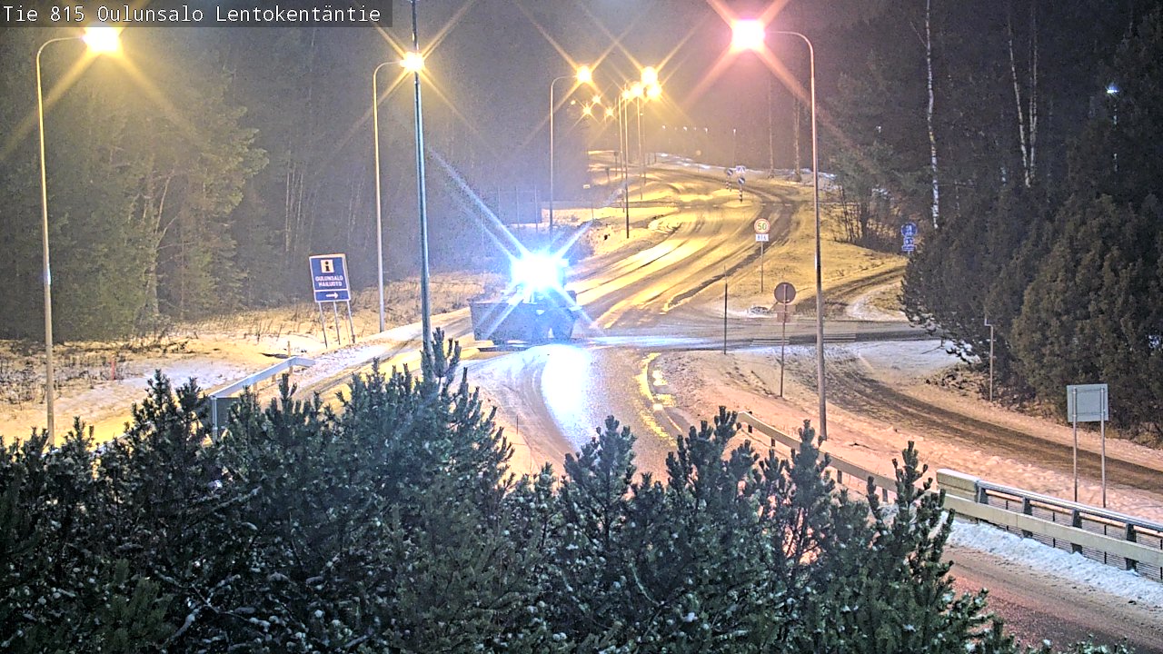 Weather Camera Image Väg 816 Uleåsalo, Lentokentäntie, Oulu, Pohjois-Pohjanmaa