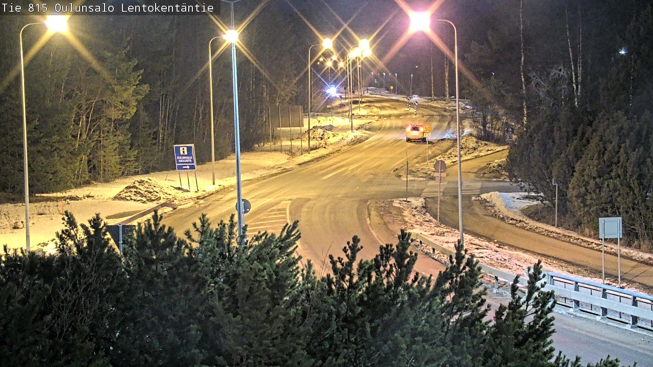 Weather Camera Image Väg 816 Uleåsalo, Lentokentäntie, Oulu, Pohjois-Pohjanmaa