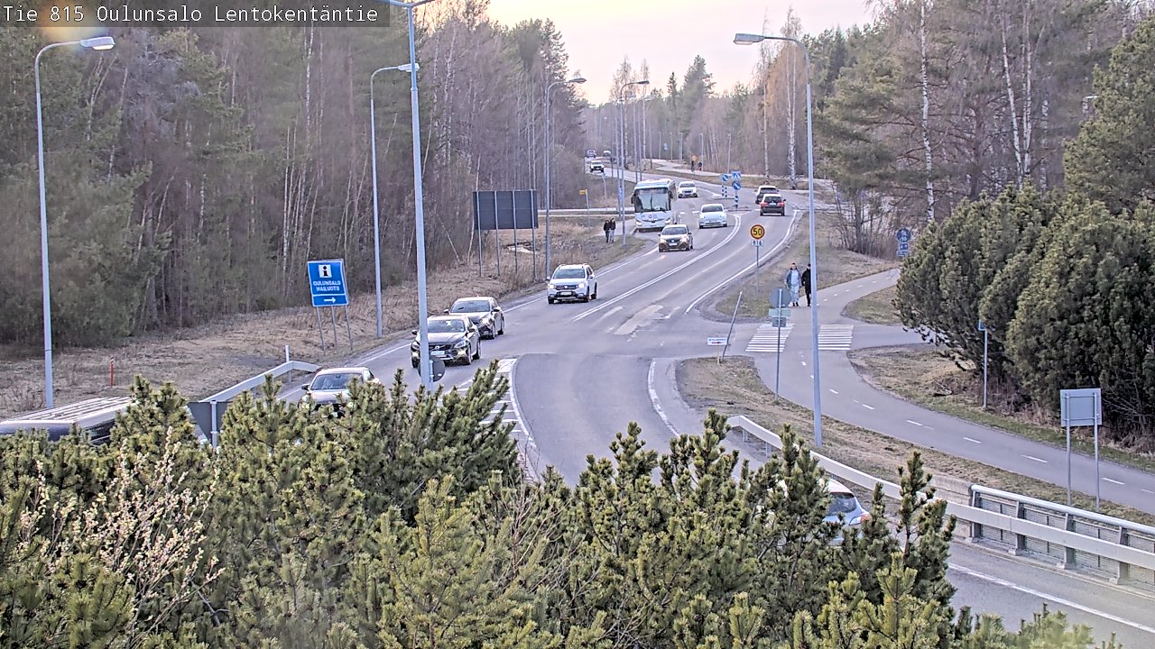 Weather Camera Image Väg 816 Uleåsalo, Lentokentäntie, Oulu, Pohjois-Pohjanmaa