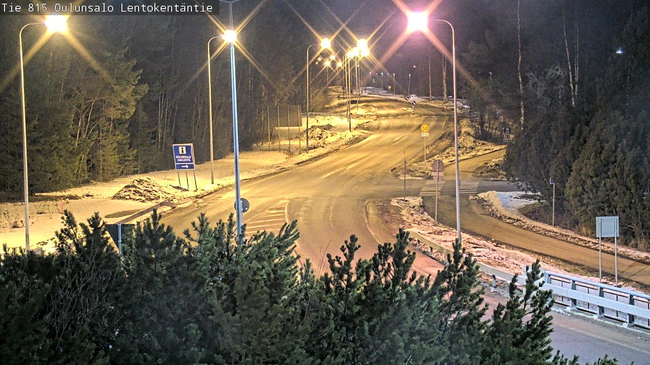 Weather Camera Image Väg 816 Uleåsalo, Lentokentäntie, Oulu, Pohjois-Pohjanmaa