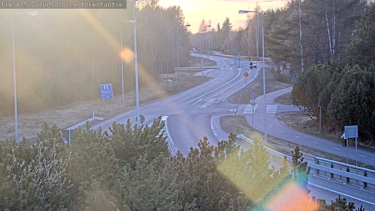 Weather Camera Image Väg 816 Uleåsalo, Lentokentäntie, Oulu, Pohjois-Pohjanmaa