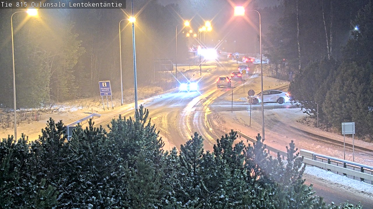 Weather Camera Image Väg 816 Uleåsalo, Lentokentäntie, Oulu, Pohjois-Pohjanmaa
