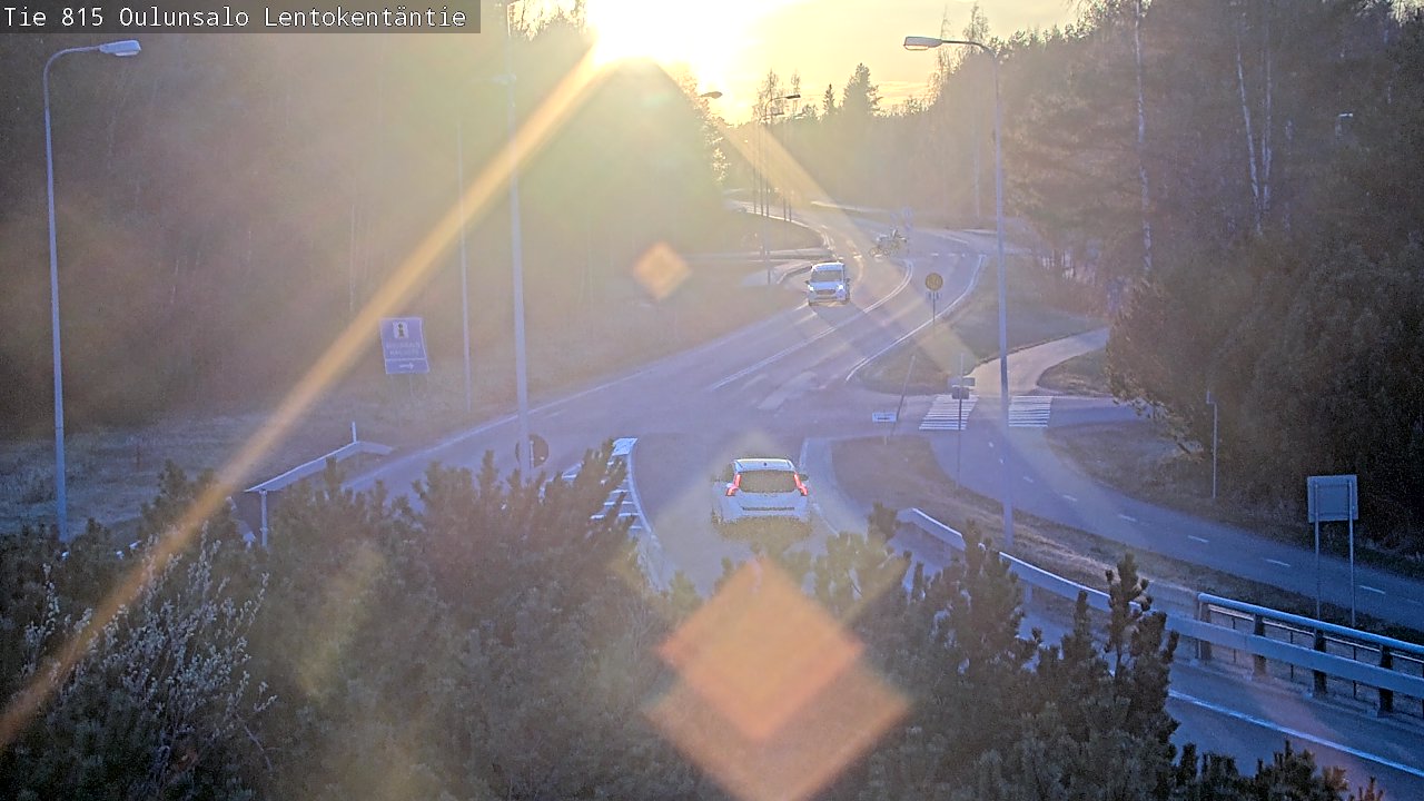 Weather Camera Image Väg 816 Uleåsalo, Lentokentäntie, Oulu, Pohjois-Pohjanmaa