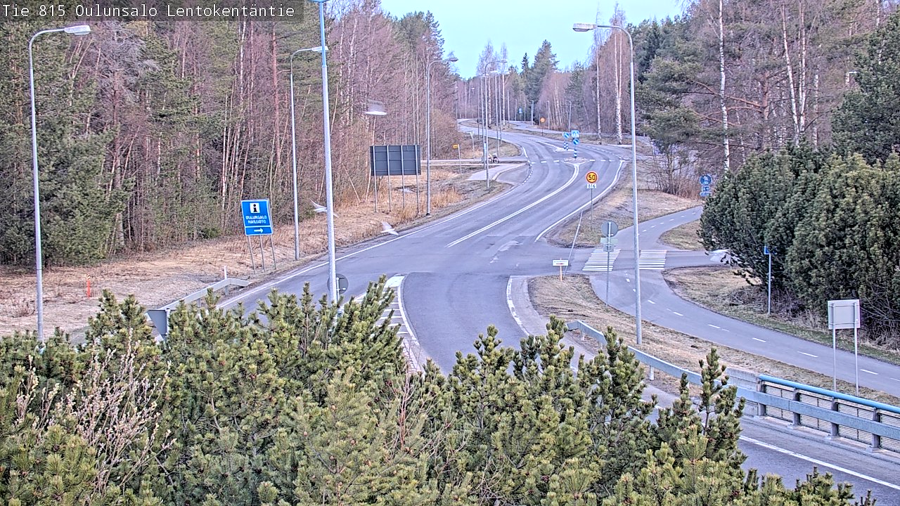 Weather Camera Image Väg 816 Uleåsalo, Lentokentäntie, Oulu, Pohjois-Pohjanmaa