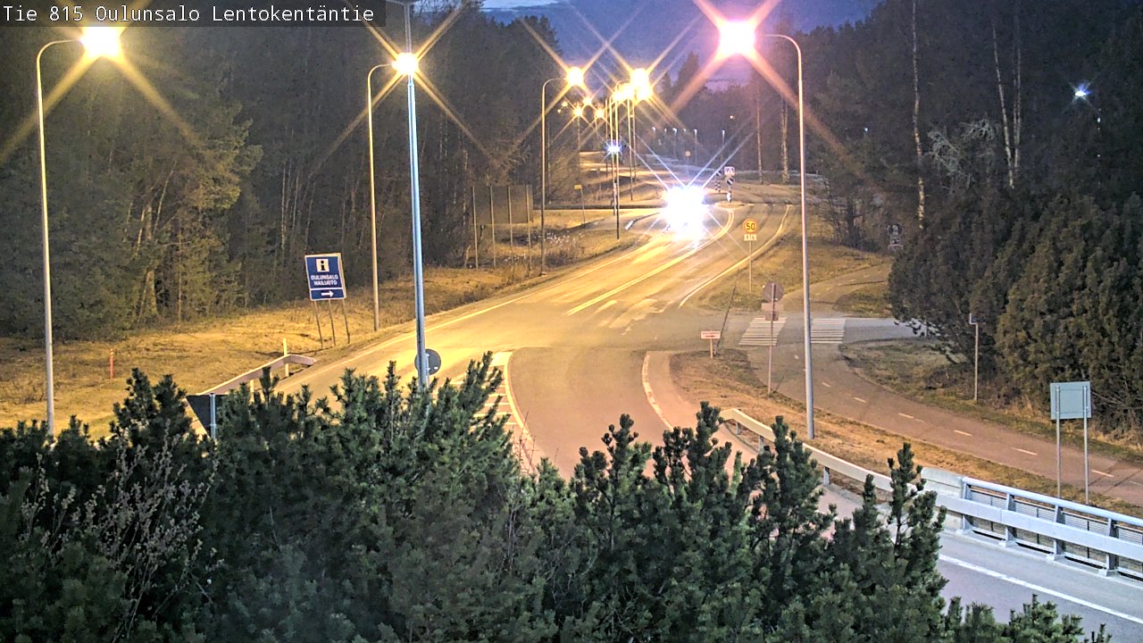 Weather Camera Image Väg 816 Uleåsalo, Lentokentäntie, Oulu, Pohjois-Pohjanmaa