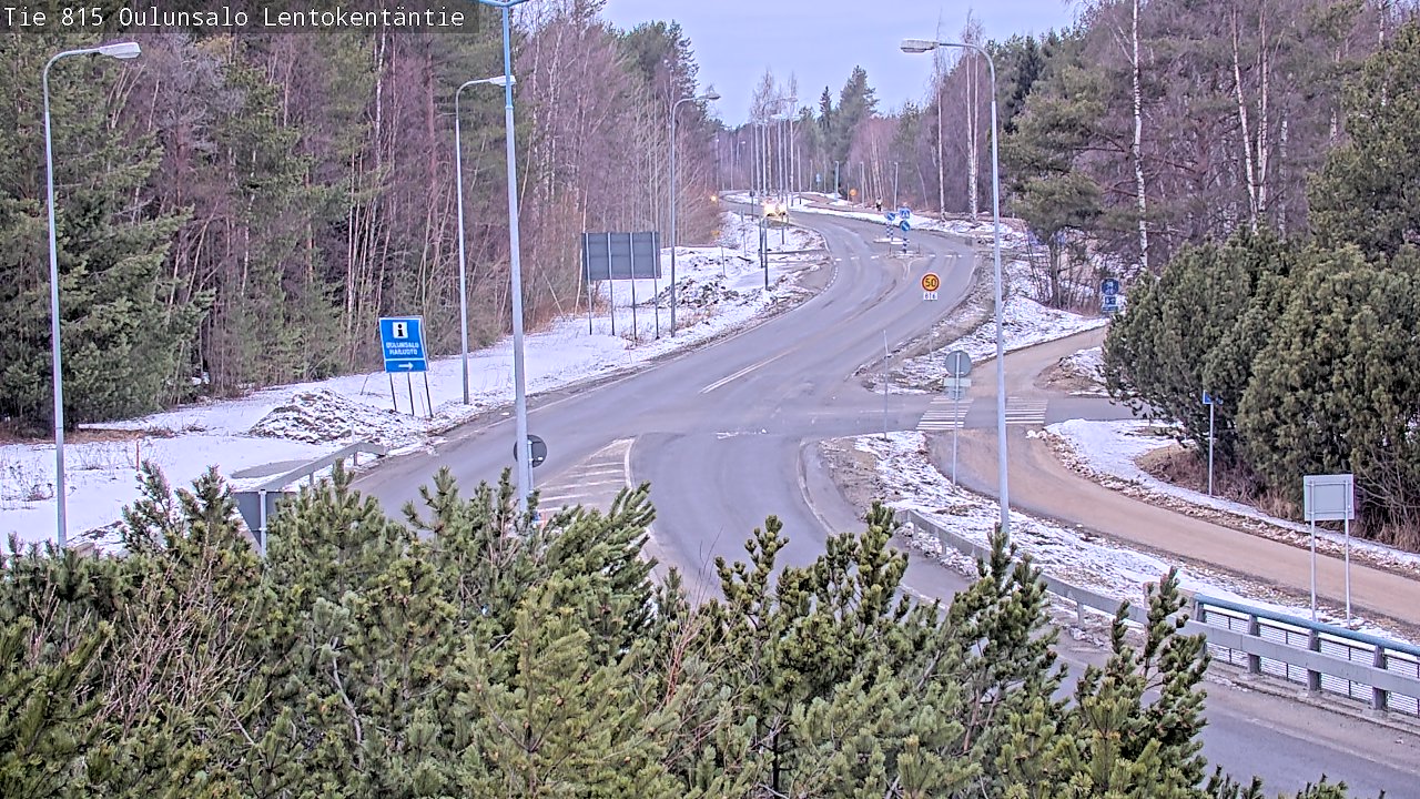 Weather Camera Image Väg 816 Uleåsalo, Lentokentäntie, Oulu, Pohjois-Pohjanmaa