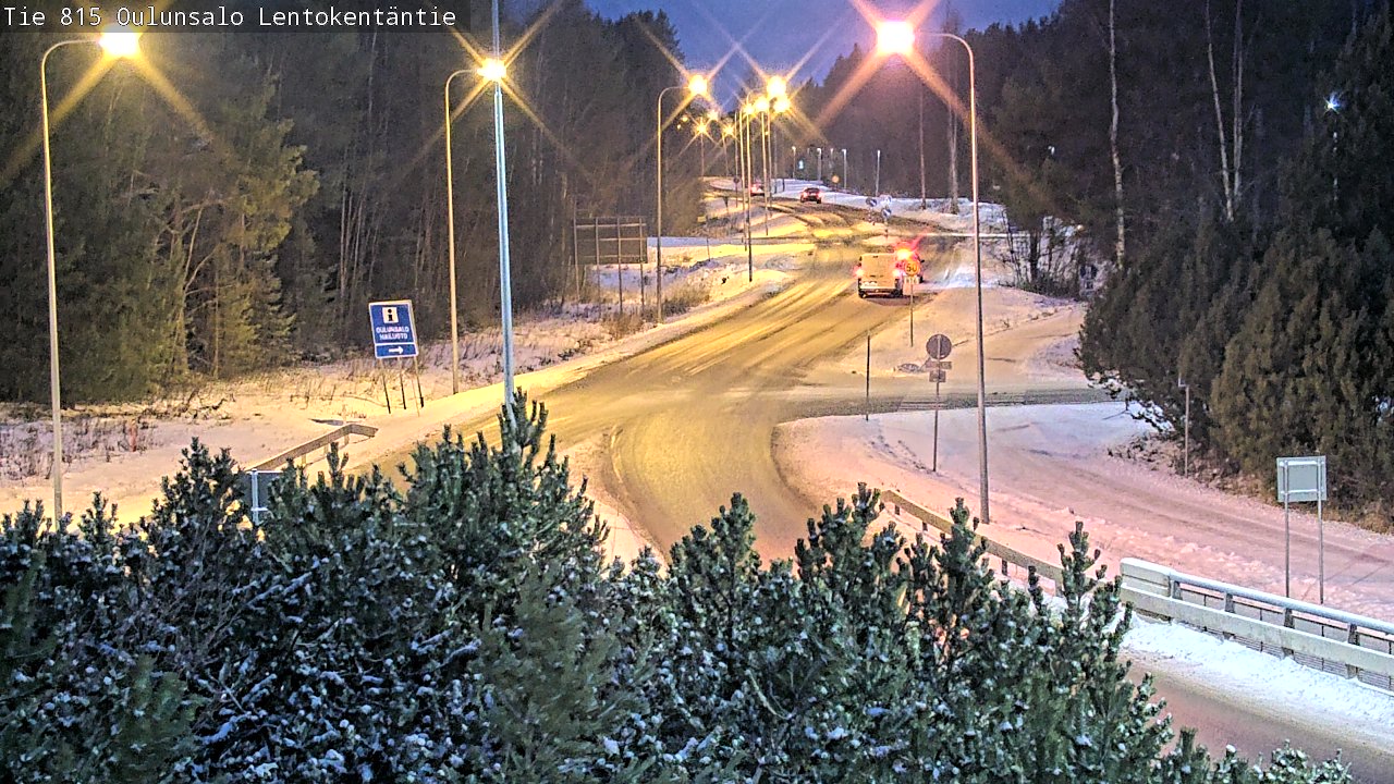 Weather Camera Image Väg 816 Uleåsalo, Lentokentäntie, Oulu, Pohjois-Pohjanmaa
