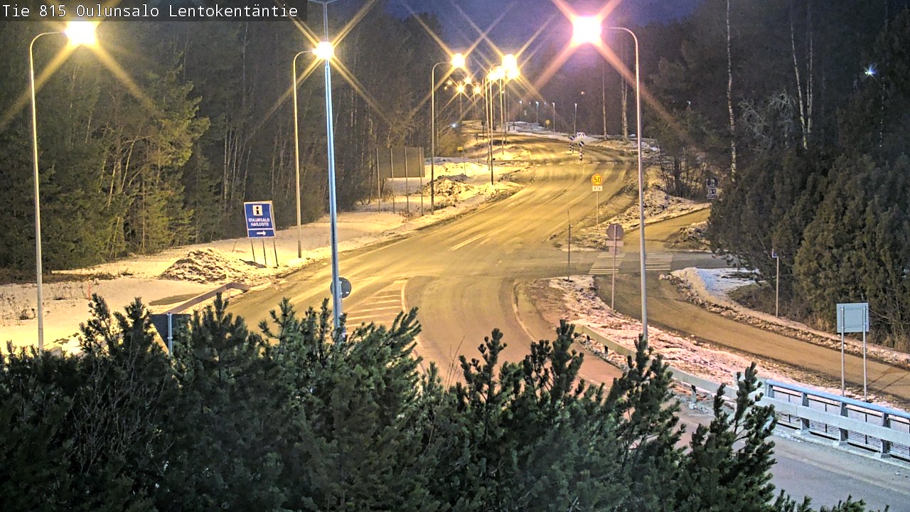 Weather Camera Image Väg 816 Uleåsalo, Lentokentäntie, Oulu, Pohjois-Pohjanmaa