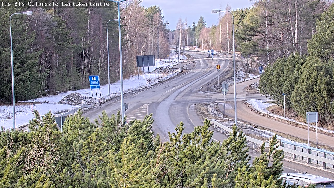 Weather Camera Image Väg 816 Uleåsalo, Lentokentäntie, Oulu, Pohjois-Pohjanmaa