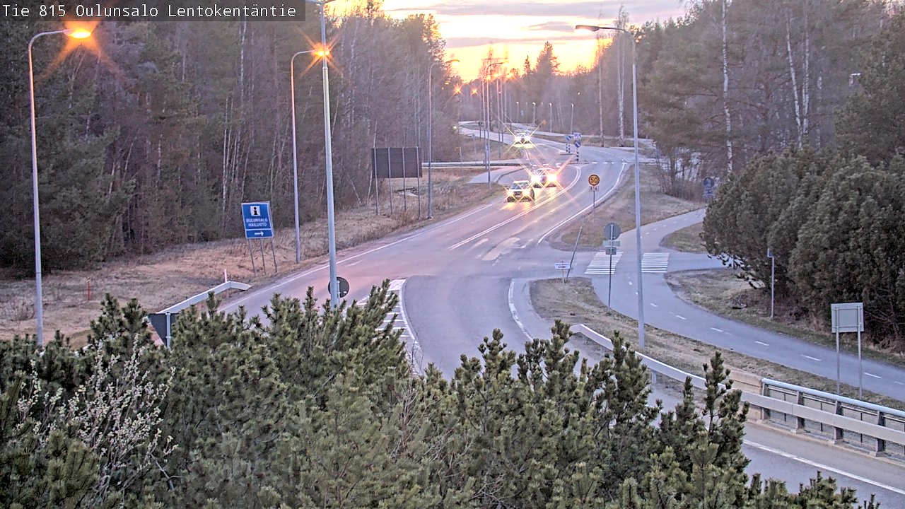Weather Camera Image Väg 816 Uleåsalo, Lentokentäntie, Oulu, Pohjois-Pohjanmaa