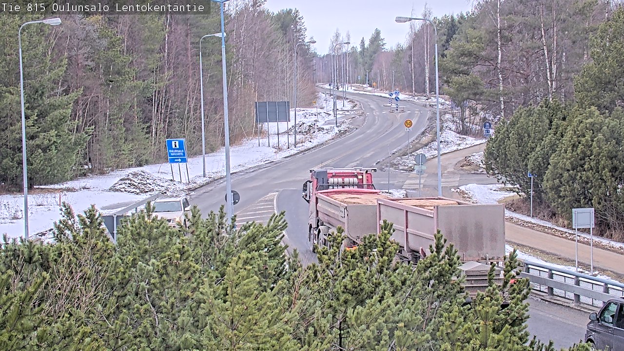 Weather Camera Image Väg 816 Uleåsalo, Lentokentäntie, Oulu, Pohjois-Pohjanmaa