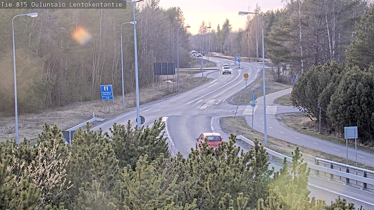 Weather Camera Image Väg 816 Uleåsalo, Lentokentäntie, Oulu, Pohjois-Pohjanmaa