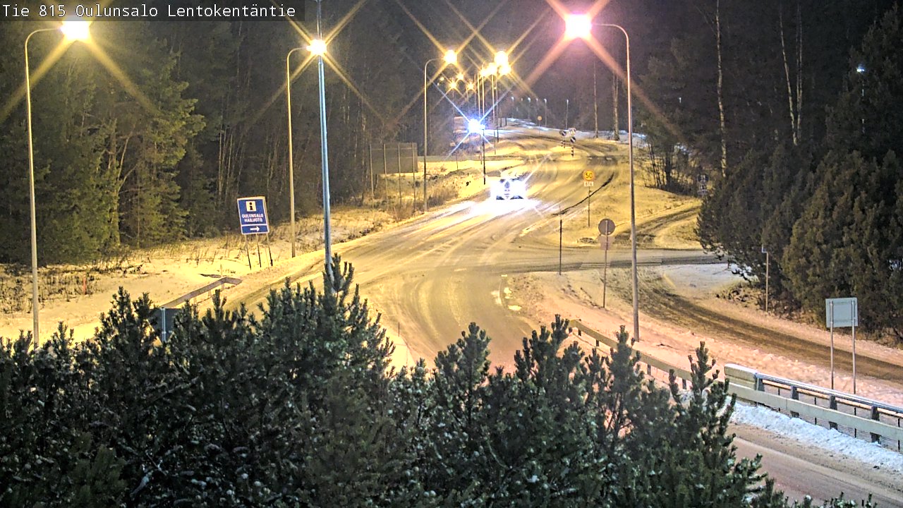 Weather Camera Image Väg 816 Uleåsalo, Lentokentäntie, Oulu, Pohjois-Pohjanmaa