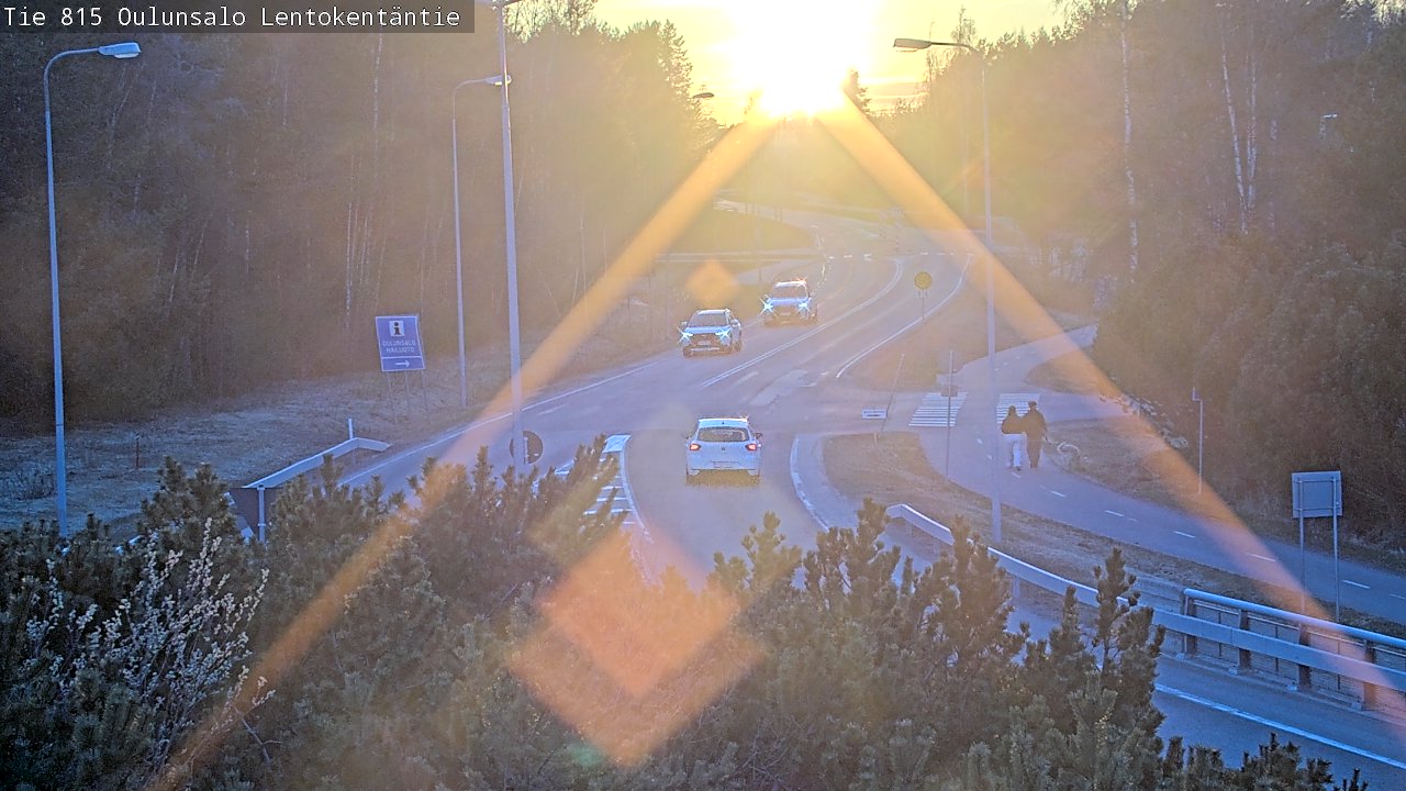 Weather Camera Image Väg 816 Uleåsalo, Lentokentäntie, Oulu, Pohjois-Pohjanmaa