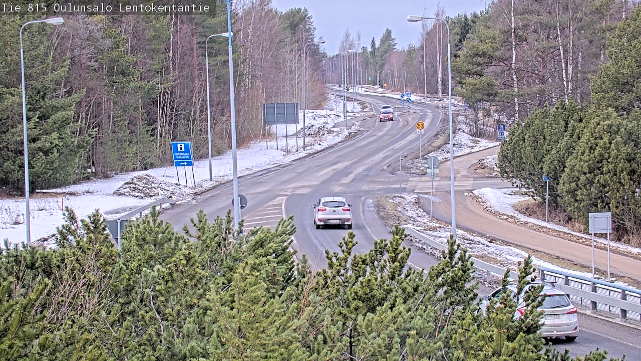 Weather Camera Image Väg 816 Uleåsalo, Lentokentäntie, Oulu, Pohjois-Pohjanmaa