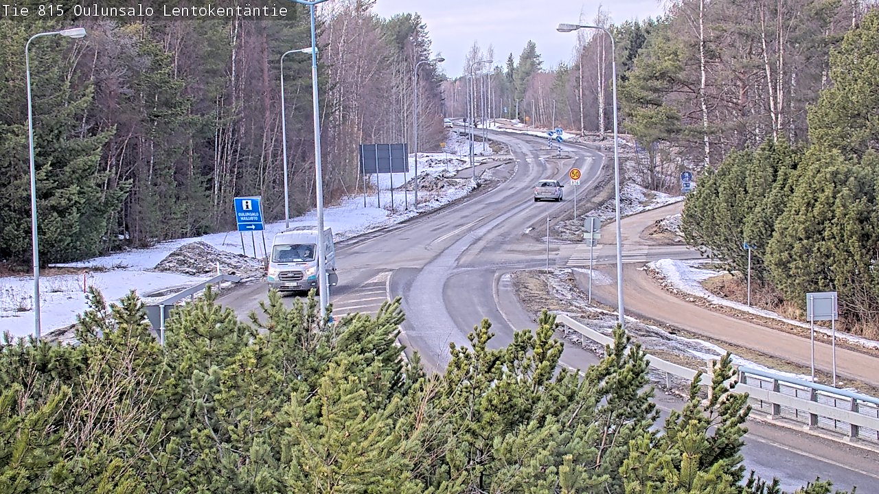 Weather Camera Image Väg 816 Uleåsalo, Lentokentäntie, Oulu, Pohjois-Pohjanmaa