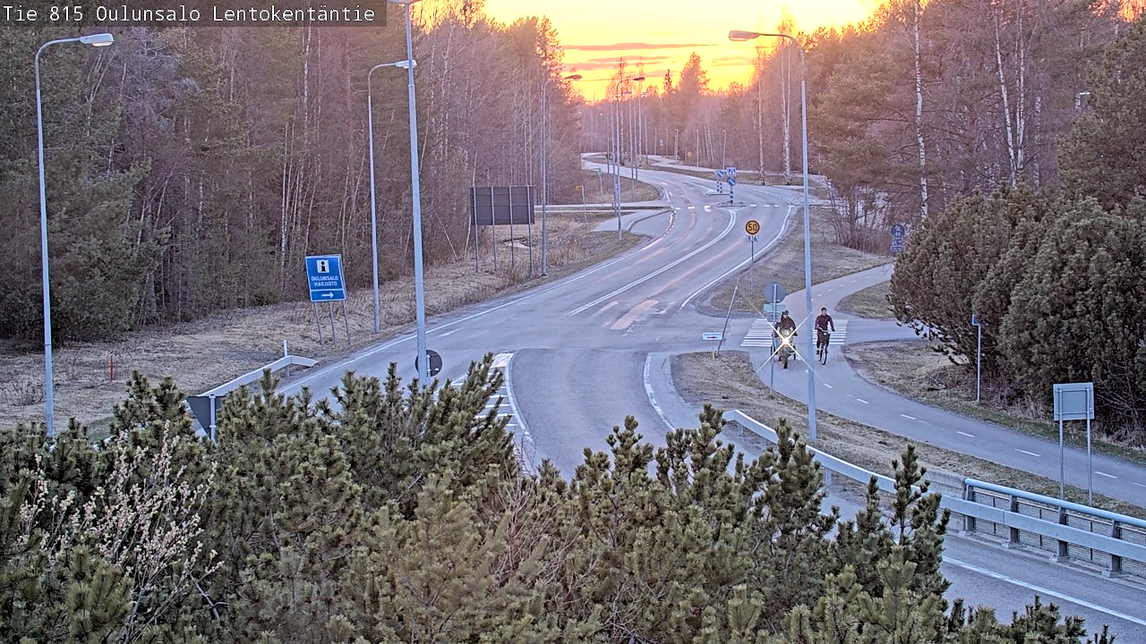 Weather Camera Image Väg 816 Uleåsalo, Lentokentäntie, Oulu, Pohjois-Pohjanmaa