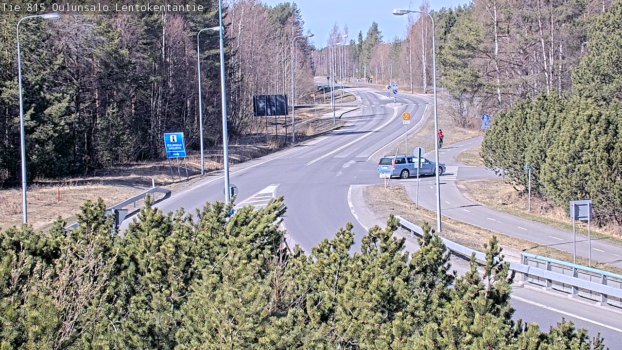 Weather Camera Image Väg 816 Uleåsalo, Lentokentäntie, Oulu, Pohjois-Pohjanmaa