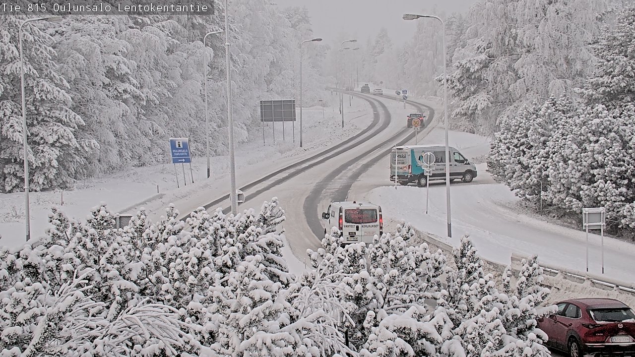 Weather Camera Image Road 816 Oulunsalo, Lentokentäntie, Oulu, Pohjois-Pohjanmaa