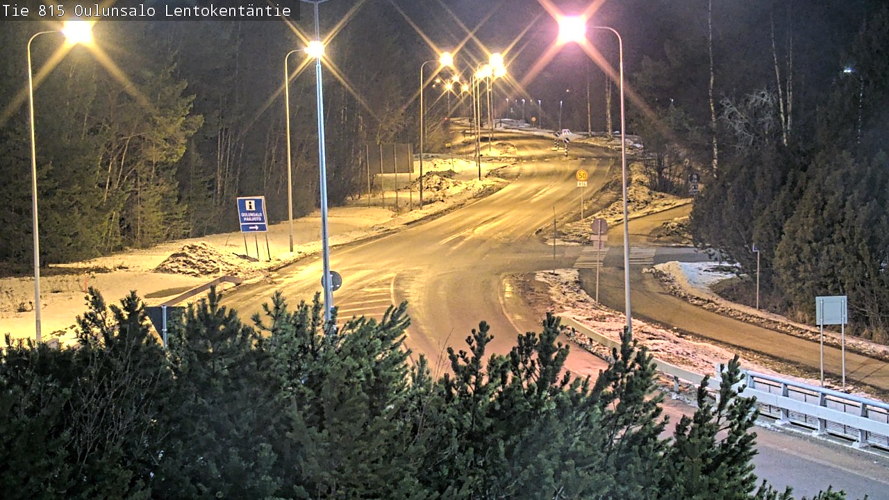 Weather Camera Image Väg 816 Uleåsalo, Lentokentäntie, Oulu, Pohjois-Pohjanmaa
